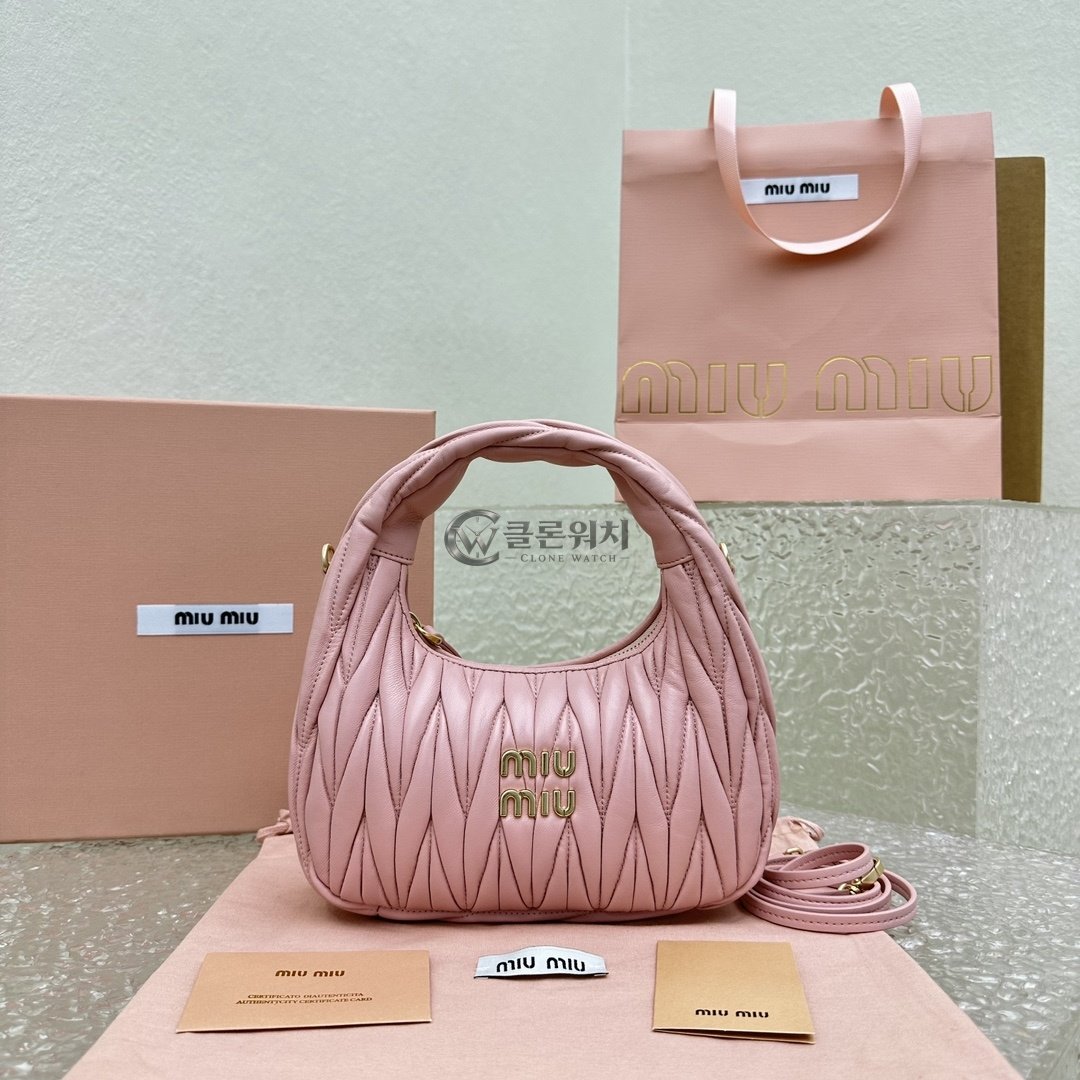 MIU MIU Wander Matelassé Nappa Leather Hobo Bag, Pink